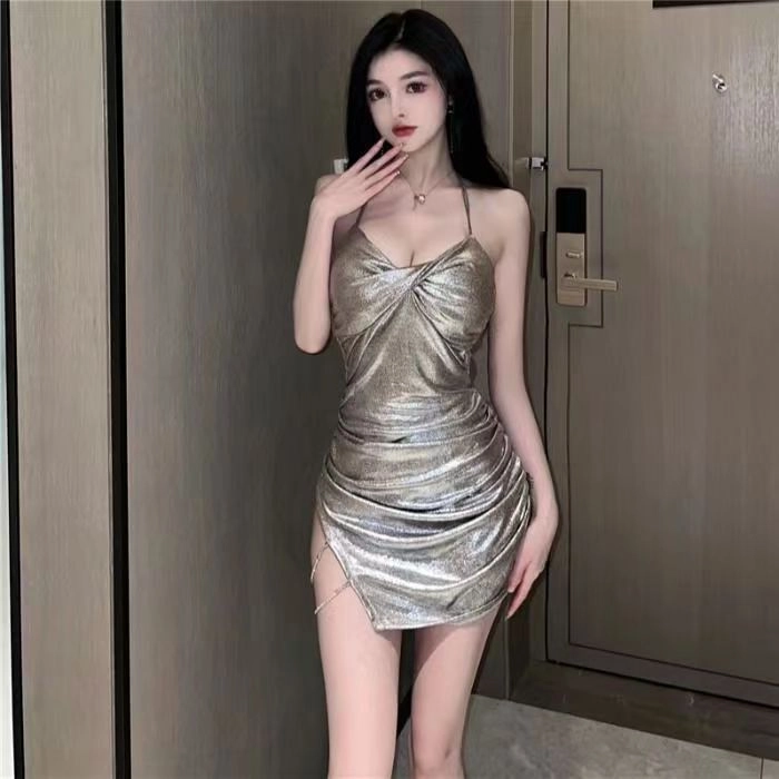 シルバーグリッターのセクシータイトドレス