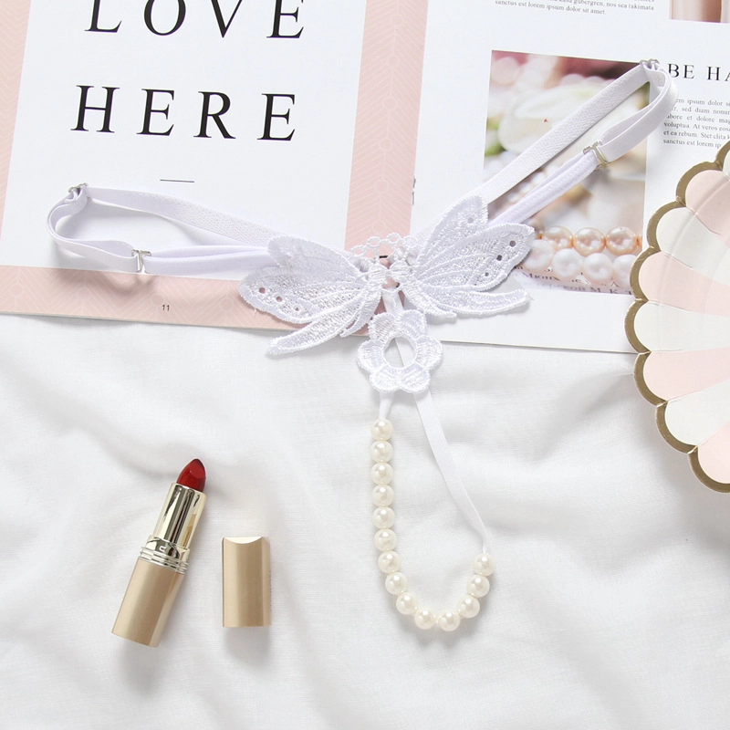 蝶のモチーフが魅力的なセクシーなTバック