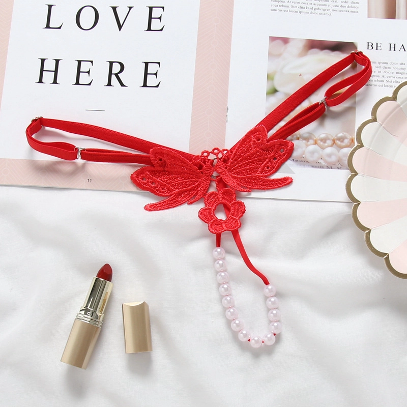 蝶のモチーフが魅力的なセクシーなTバック