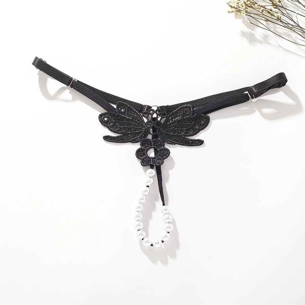 蝶のモチーフが魅力的なセクシーなTバック