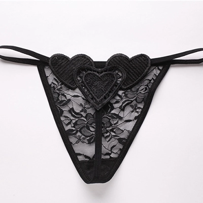 ハートモチーフのセクシーショーツ